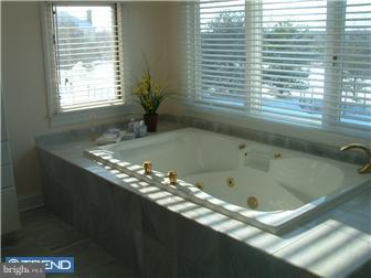 3 Chase Hollow Road Hopewell, NJ 08525 - Photo 10 of 12 Gallery Image 10