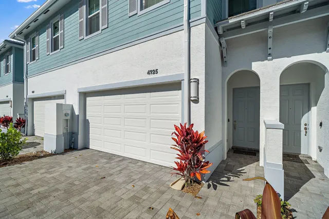 $5,000 | 4925 Pointe Midtown Way, Palm Beach Gardens, FL 33418