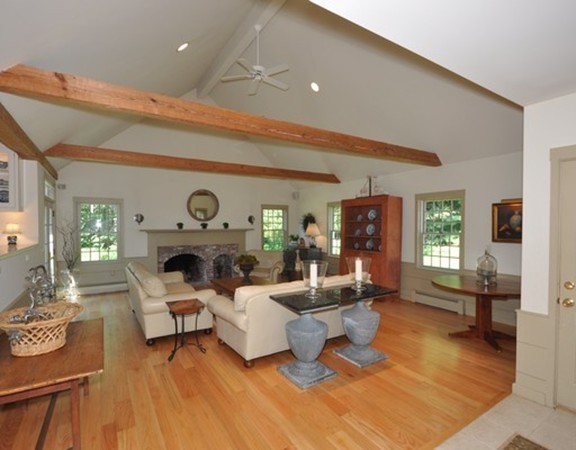 332 Stow Road Harvard, MA 01451 - Photo 7 of 26