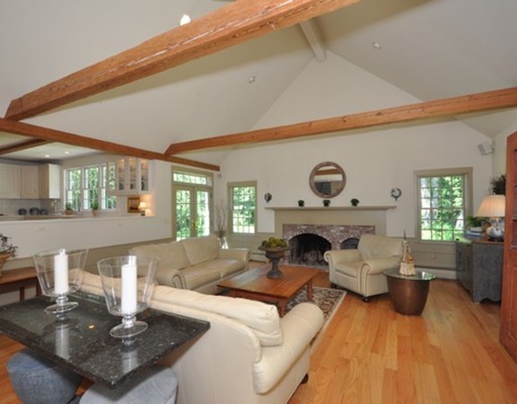 332 Stow Road Harvard, MA 01451 - Photo 8 of 26