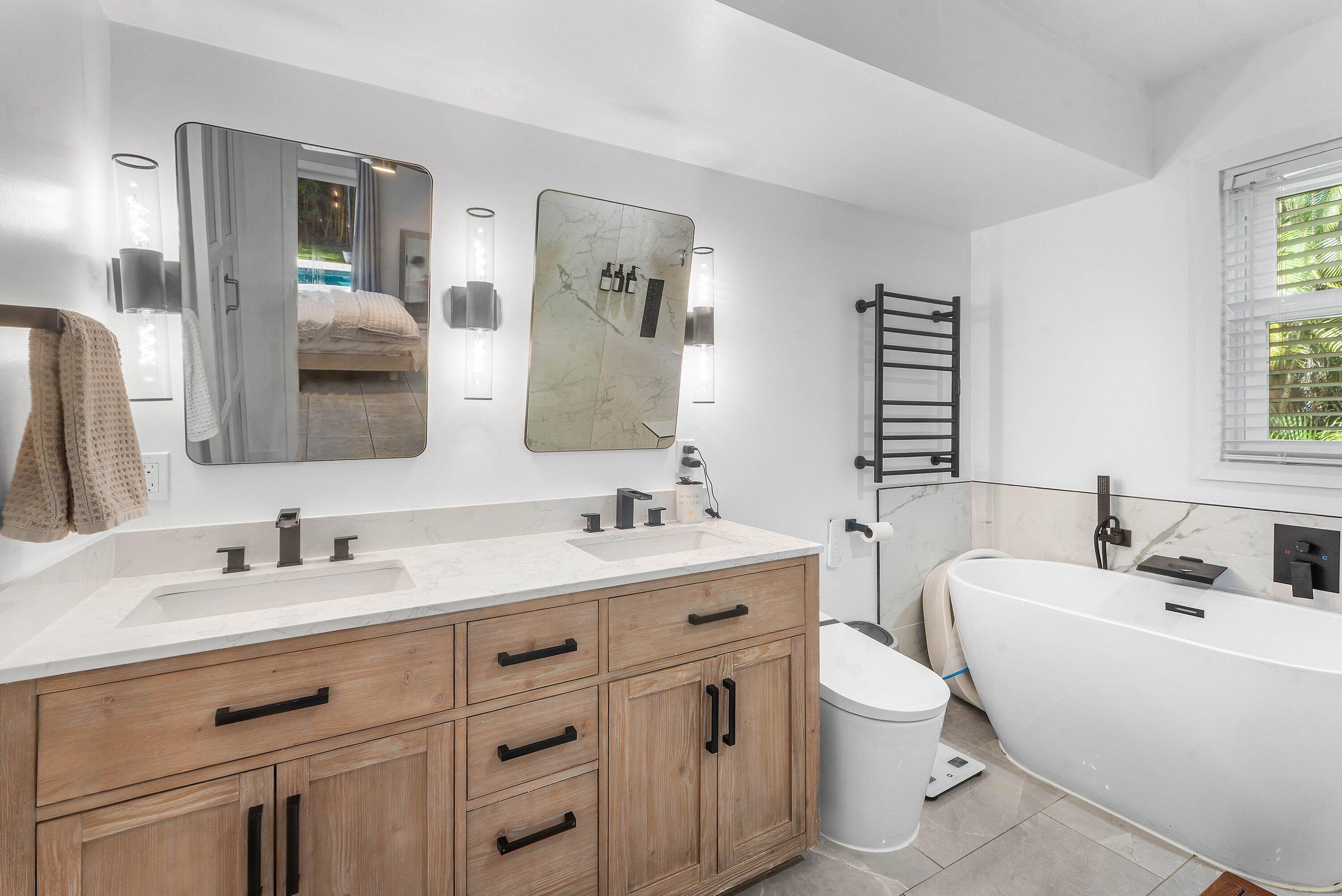 18329 Loxahatchee River Road Jupiter, FL 33458 - Photo 20 of 44 Primary renovated Bath
