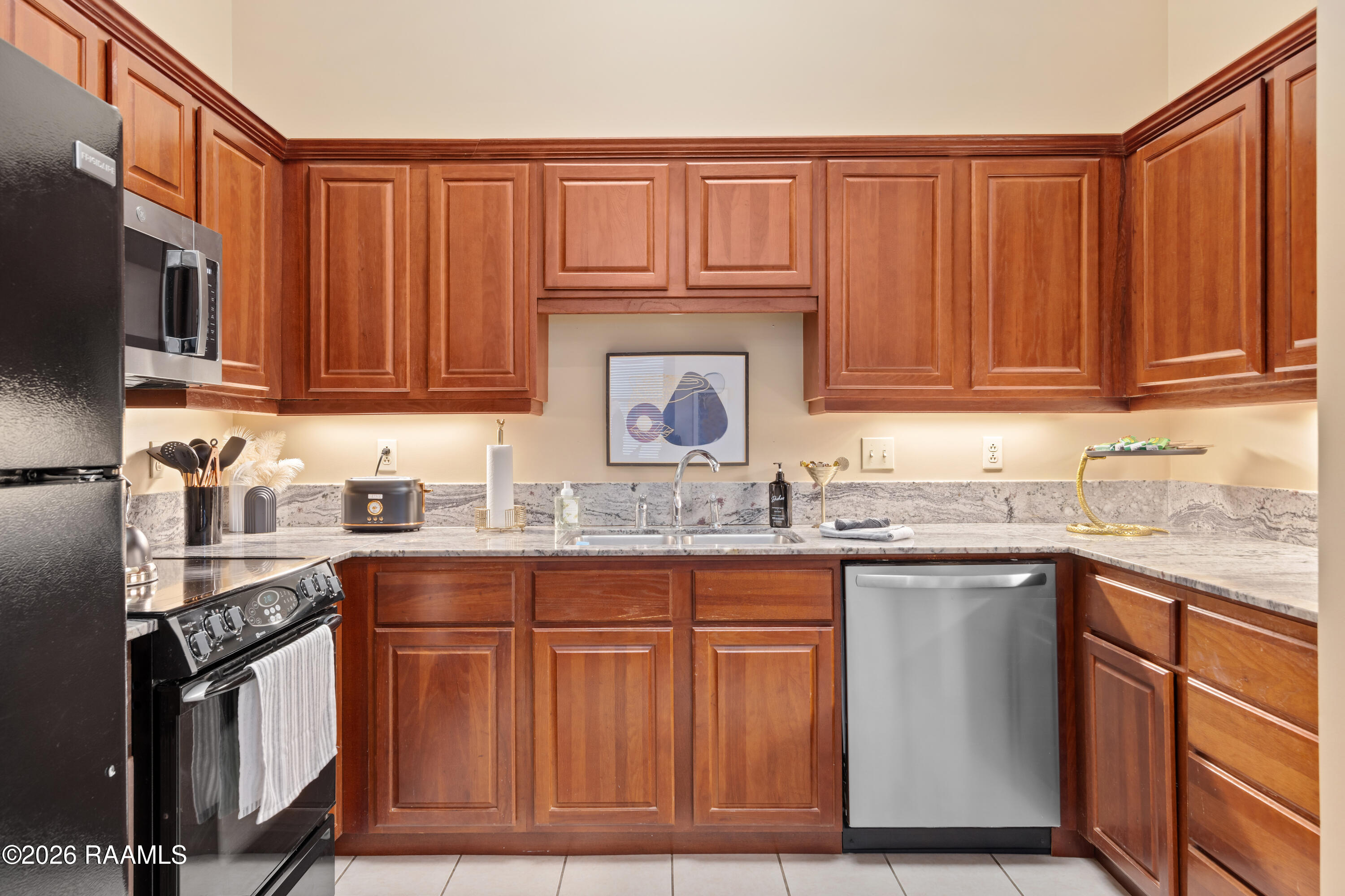 500 Jefferson Street, Unit 3 Lafayette, LA 70501 - Photo 18 of 28 500 Jefferson Blvd 3-10