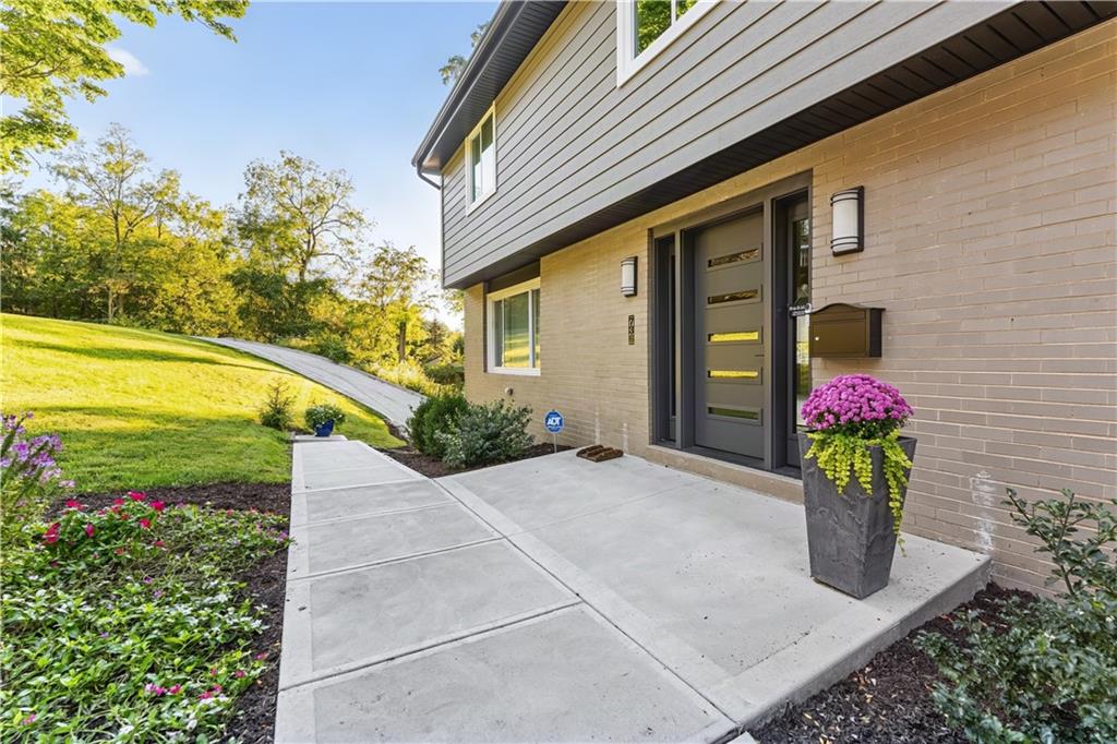 736 Pinetree Road Pittsburgh, PA 15243 - Photo 40 of 43 Gallery Image 40