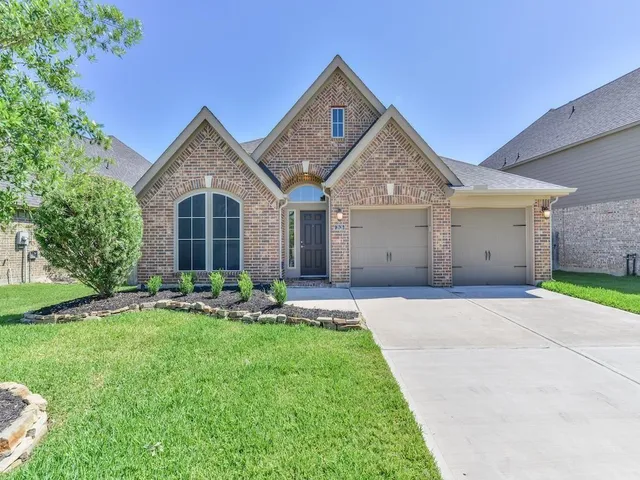 $2,100 | 2626 Rosepoint Court, Fresno, TX 77545