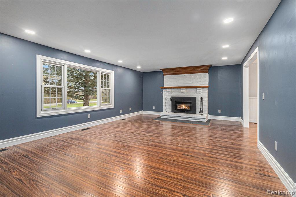 7135 Jordan Road Grand Blanc, MI 48439 - Photo 7 of 33 Gallery Image 7