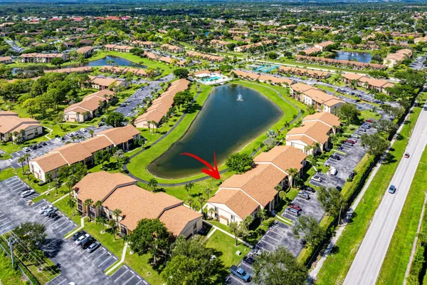 $2,000 | 826 Sky Pine Way, Unit D1, Greenacres, FL 33415