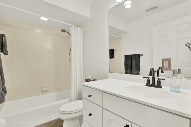 $5,000 | 3006 West Julia Street, Unit C, Tampa, FL 33629