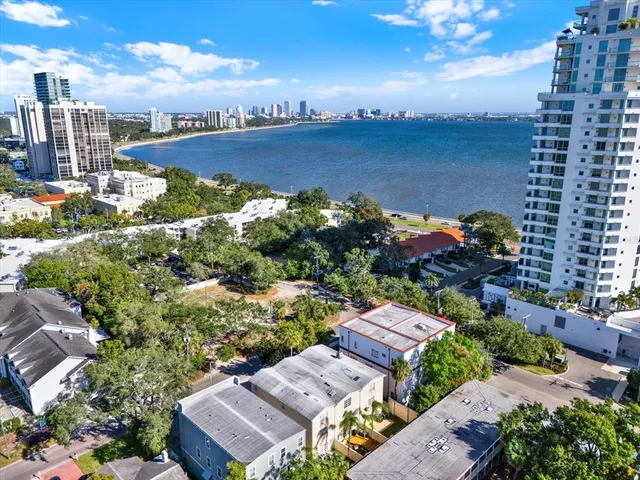 $5,000 | 3006 West Julia Street, Unit C, Tampa, FL 33629