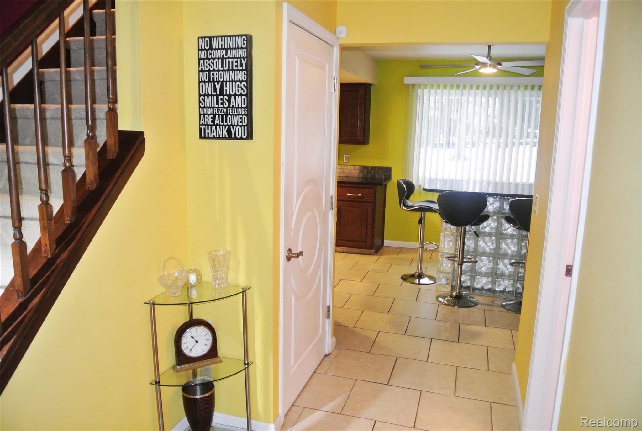 732 Longford Drive Rochester, MI 48309 - Photo 5 of 29 DSC_3741.jpg