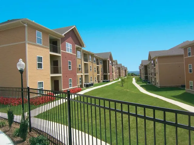 $1,125 | 8027 Glimmer Way, Other, KY 40214