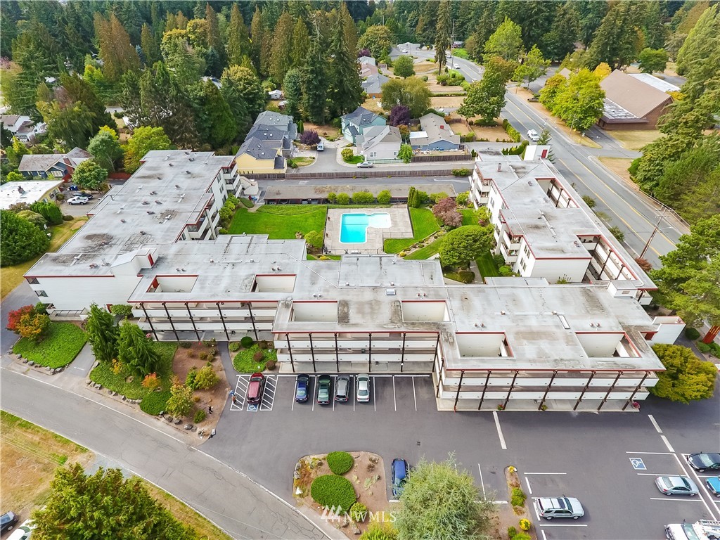 8516 196th Street Southwest, Unit 212 Edmonds, WA 98026 - Photo 22 of 23 Gallery Image 22