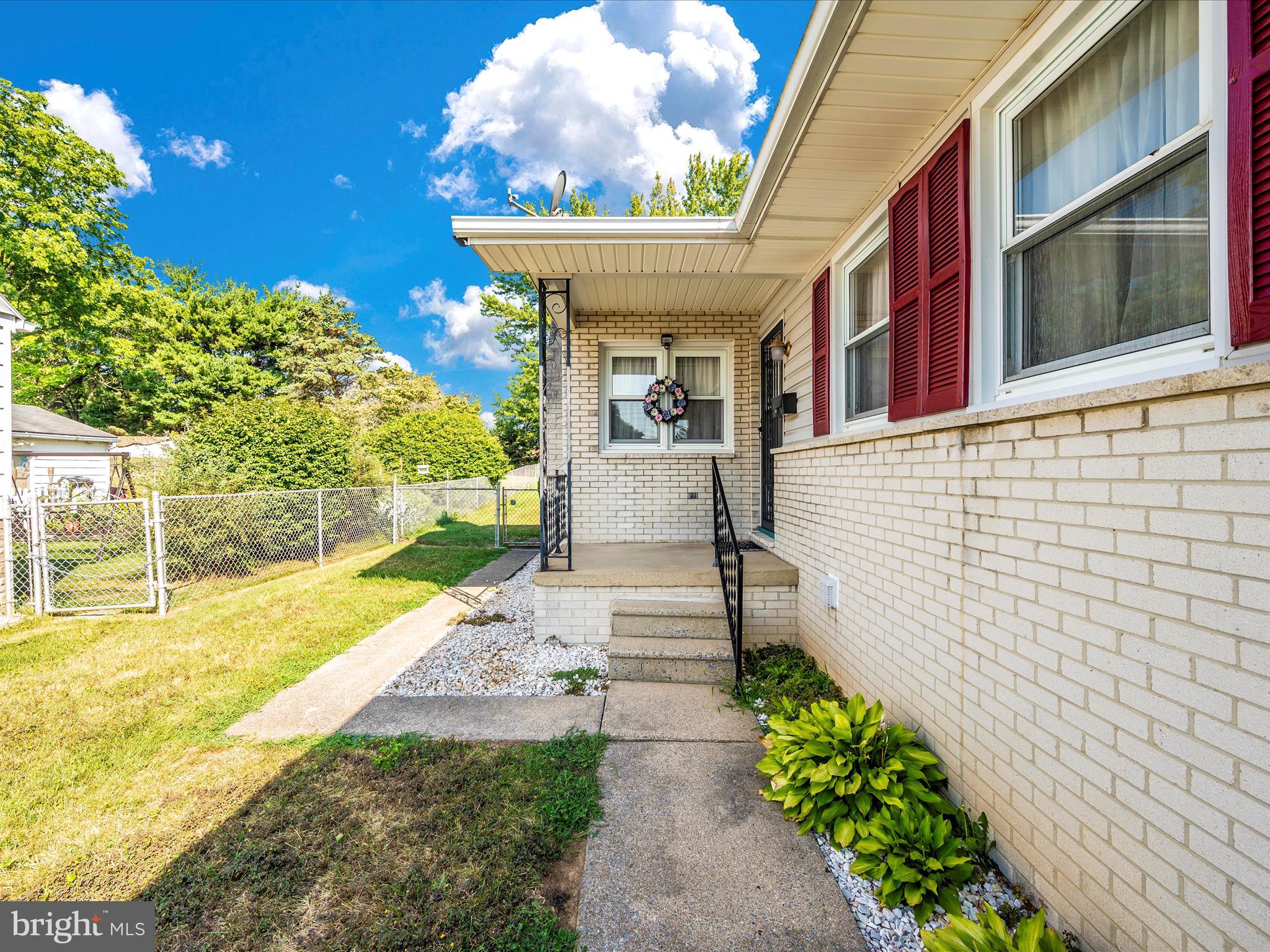 333 Wakefield Road Hagerstown, MD 21740 - Photo 48 of 51 Exterior Front