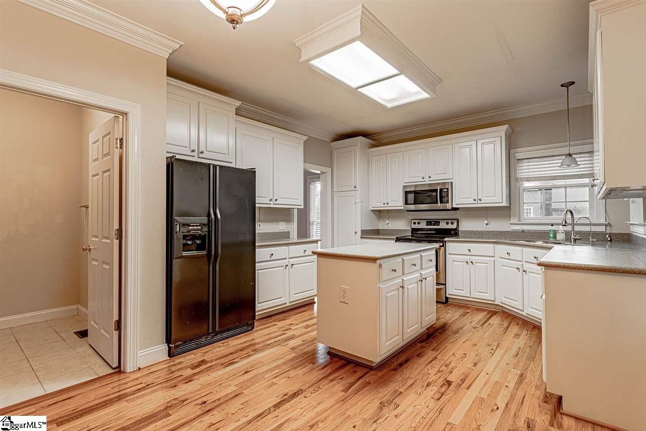 504 Carriage Hill Road Simpsonville, SC 29681 - Photo 11 of 36 Gallery Image 11