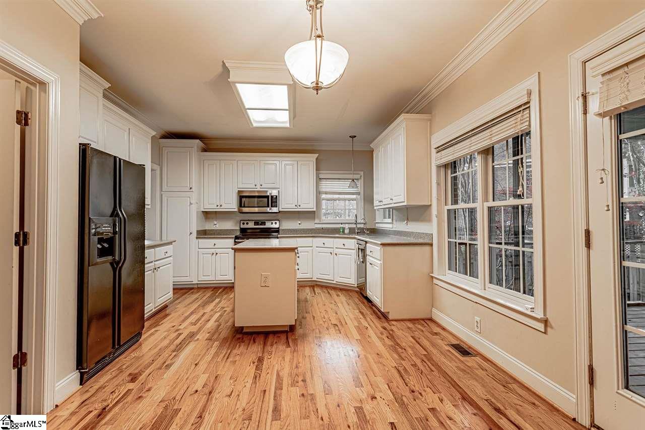 504 Carriage Hill Road Simpsonville, SC 29681 - Photo 12 of 36 Gallery Image 12