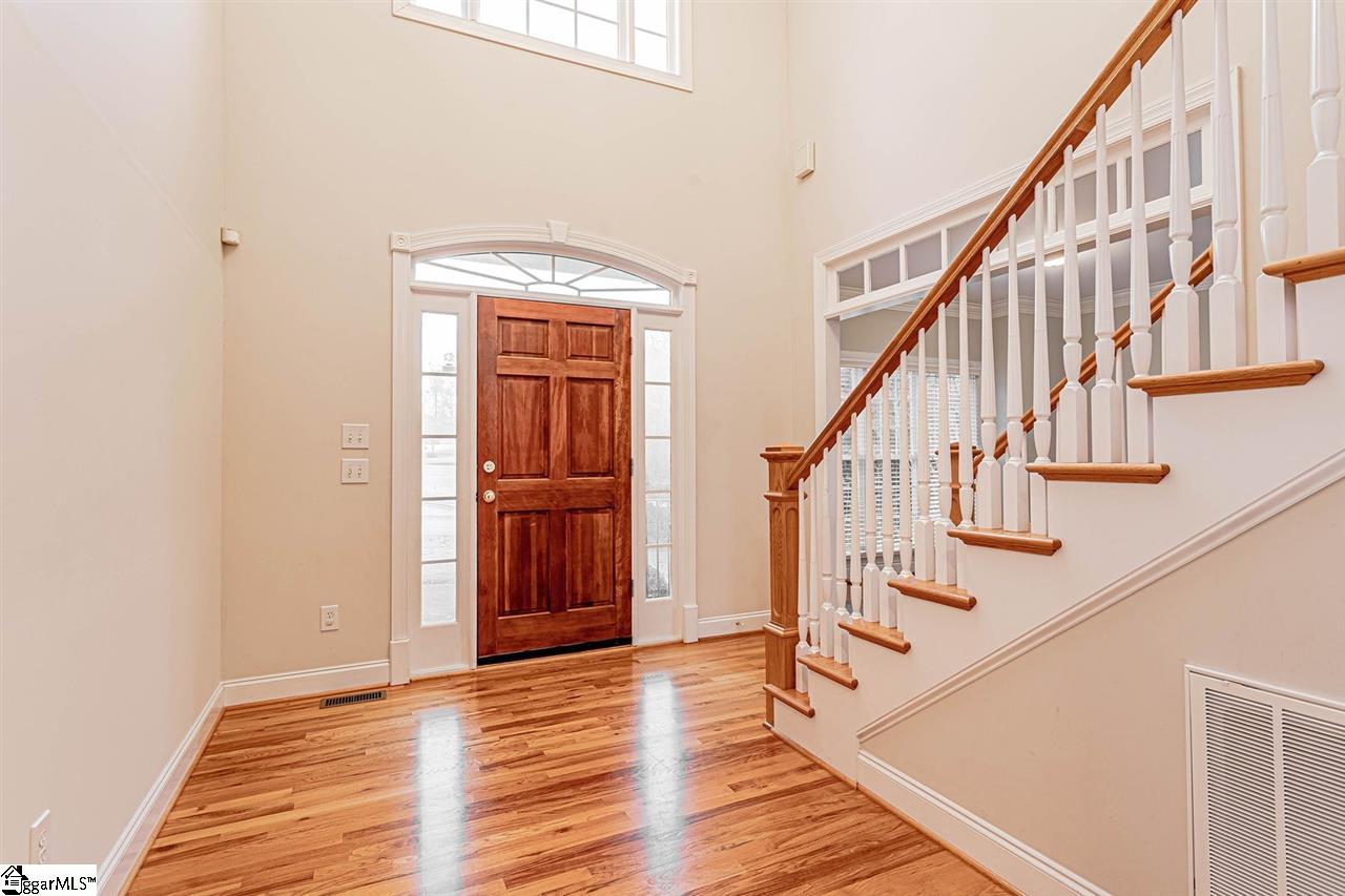 504 Carriage Hill Road Simpsonville, SC 29681 - Photo 3 of 36 Gallery Image 3