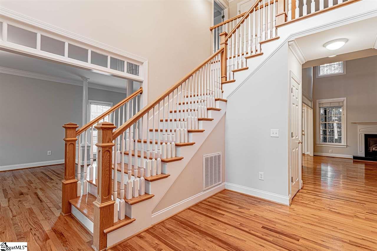 504 Carriage Hill Road Simpsonville, SC 29681 - Photo 4 of 36 Gallery Image 4