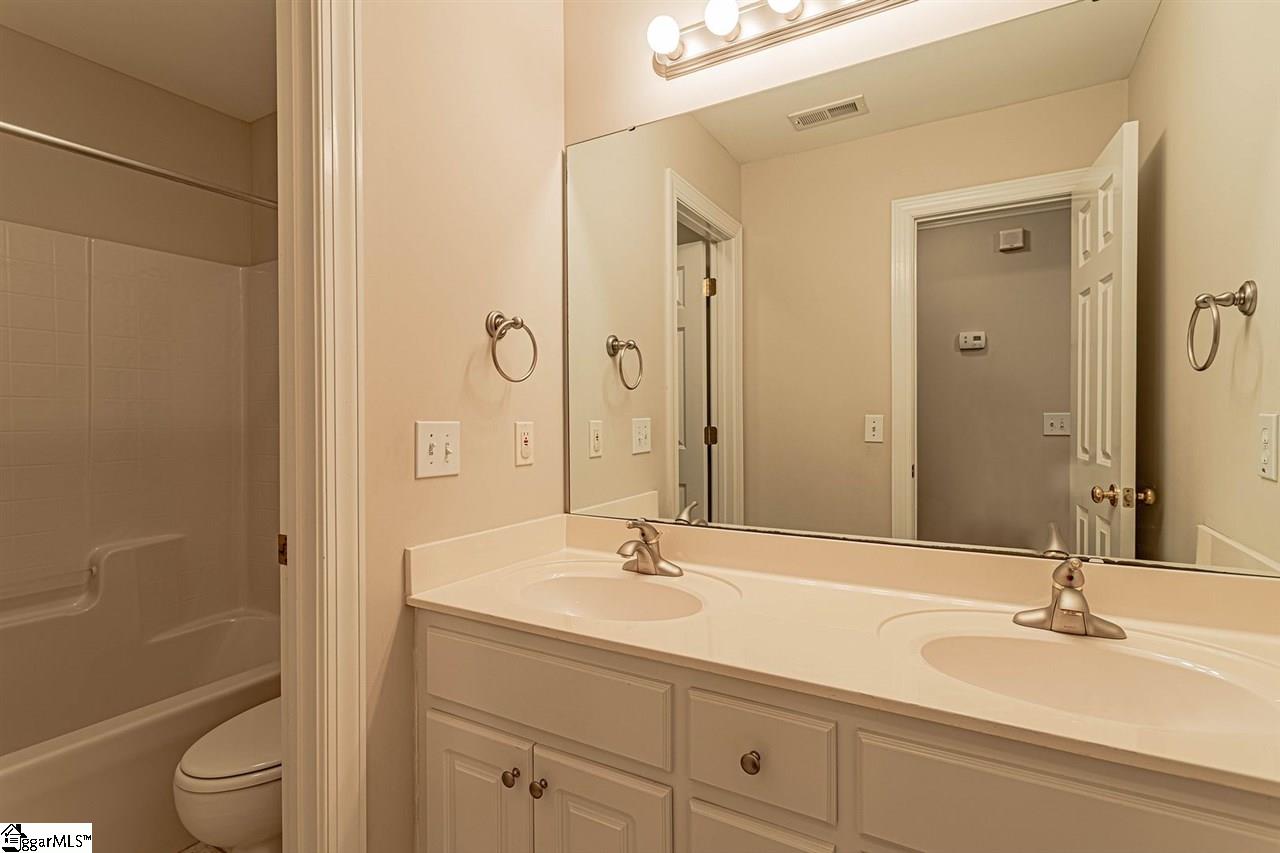 504 Carriage Hill Road Simpsonville, SC 29681 - Photo 31 of 36 Gallery Image 31