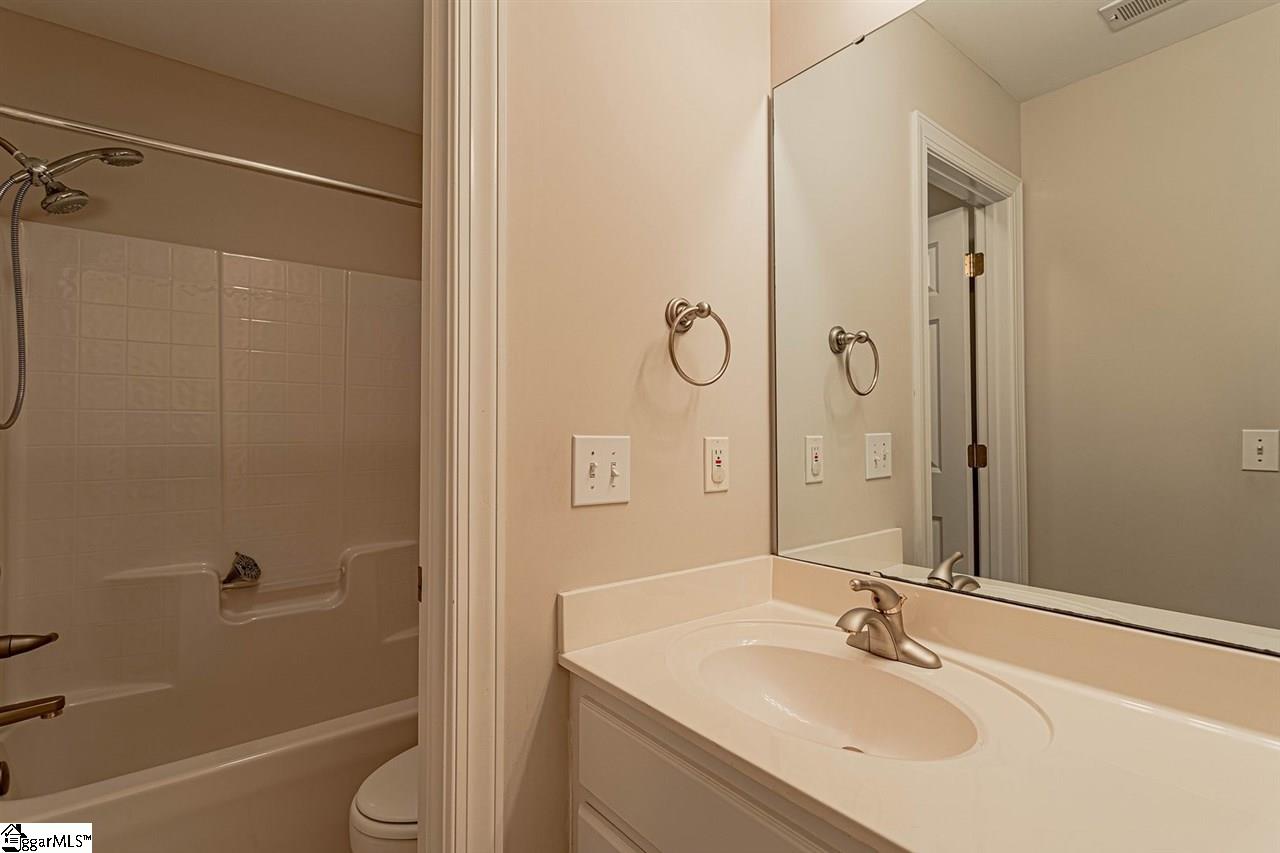 504 Carriage Hill Road Simpsonville, SC 29681 - Photo 32 of 36 Gallery Image 32