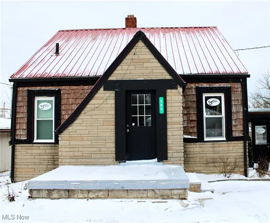 $218,000 | 565 South Meridian Road, Youngstown, OH 44509