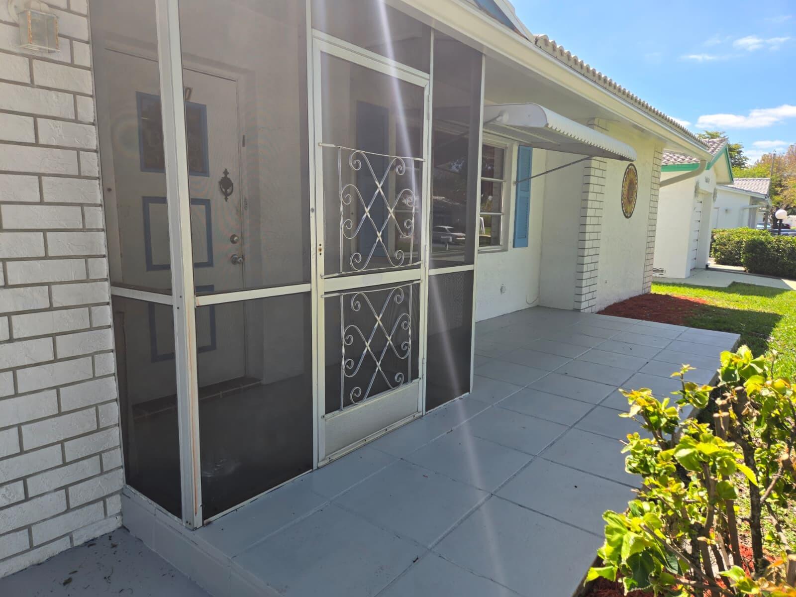 1050 Northwest 90th Way Plantation, FL 33322 - Photo 2 of 37 WhatsApp Image 2026-04-16 at 6.43.15 PM