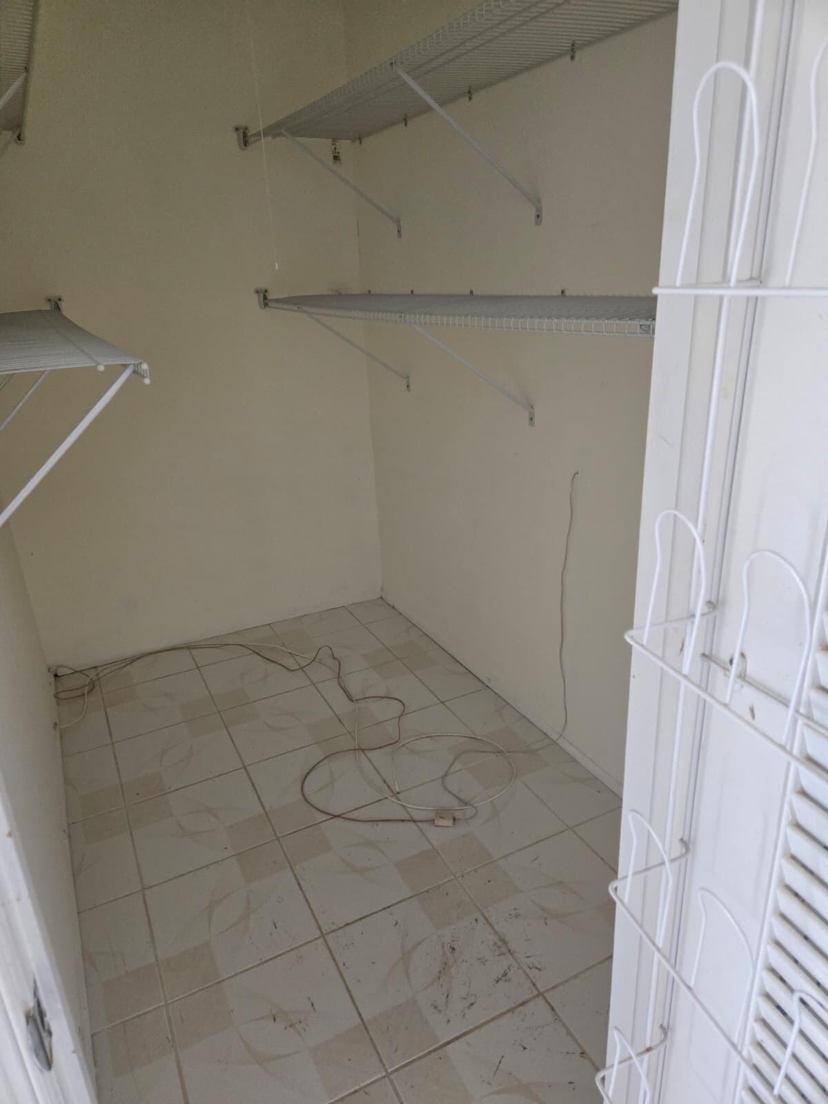 1050 Northwest 90th Way Plantation, FL 33322 - Photo 25 of 37 WhatsApp Image 2026-04-16 at 6.43.16 PM