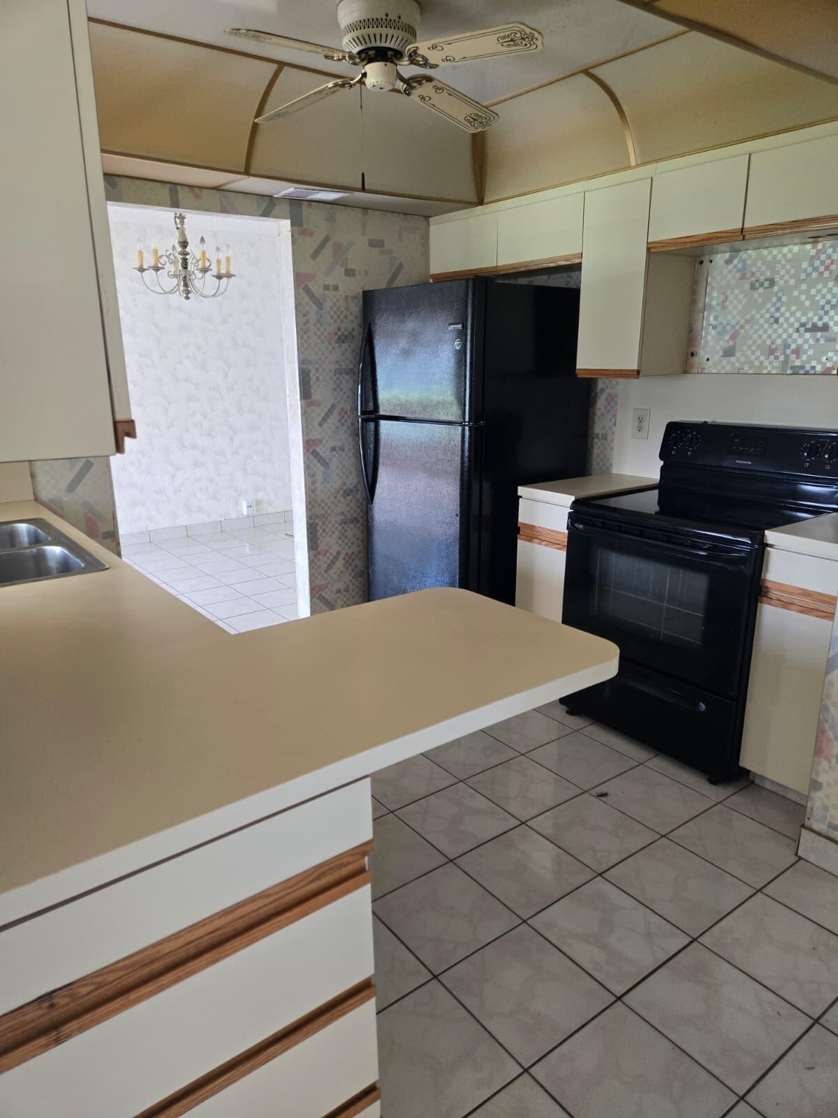 1050 Northwest 90th Way Plantation, FL 33322 - Photo 35 of 37 WhatsApp Image 2026-04-16 at 6.43.23 PM