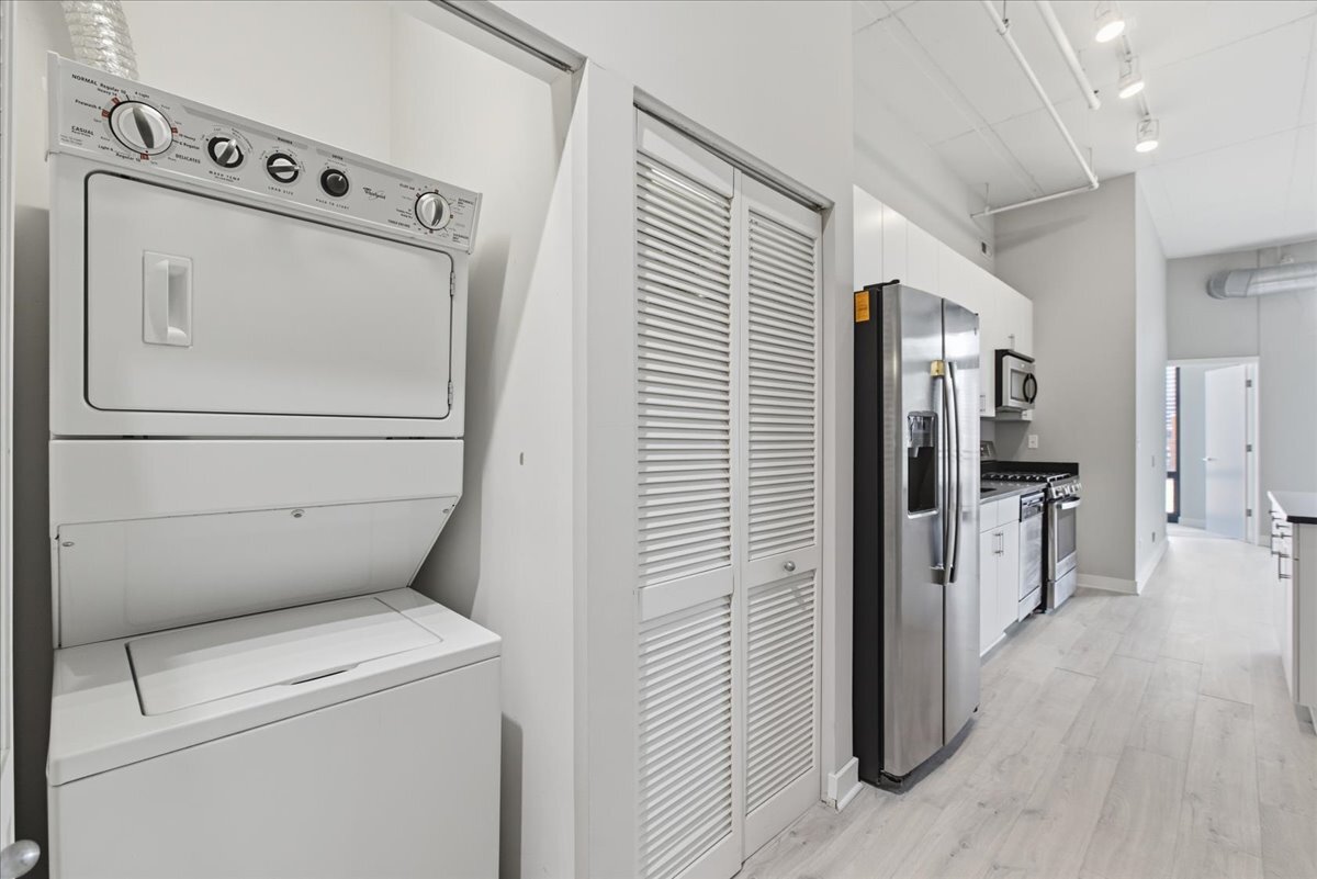 740 West Fulton Street, Unit 905 Chicago, IL 60661 - Photo 7 of 13