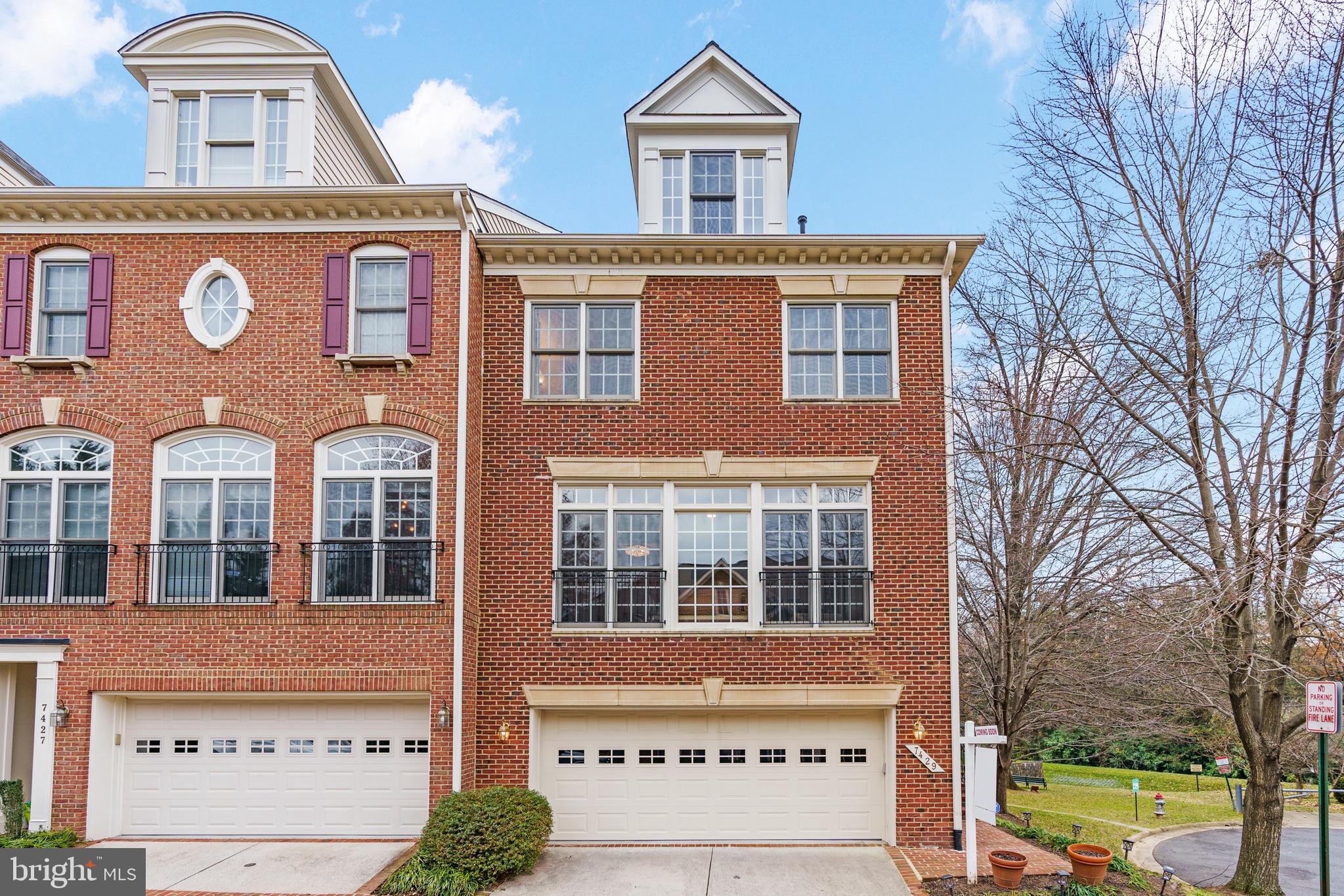 7429 Seneca Ridge Drive McLean, VA 22102 - Photo 4 of 48