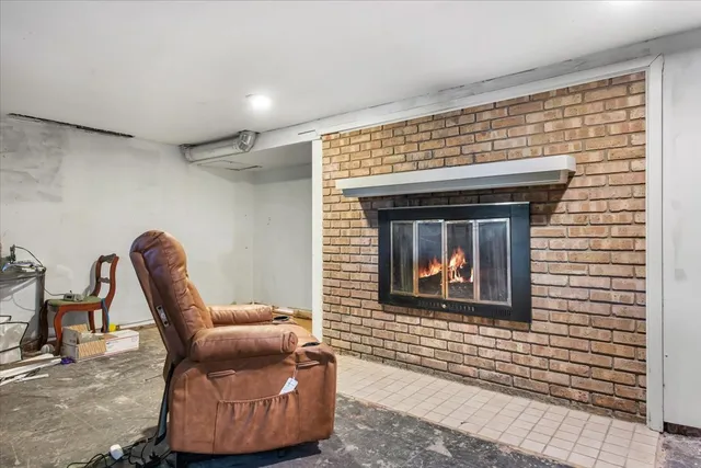 $318,108 | 26 Glen Echo Road, Elgin, IL 60120