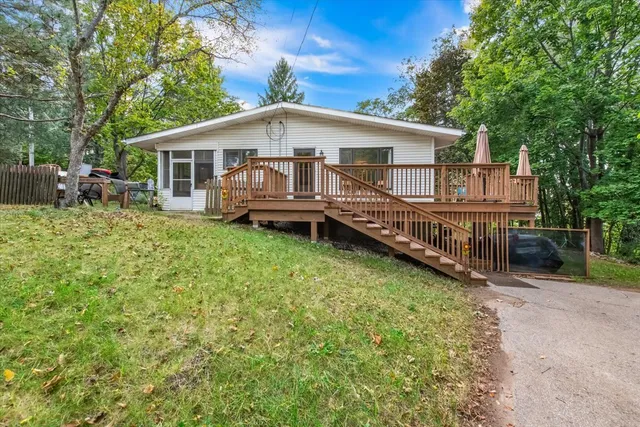 $318,108 | 26 Glen Echo Road, Elgin, IL 60120