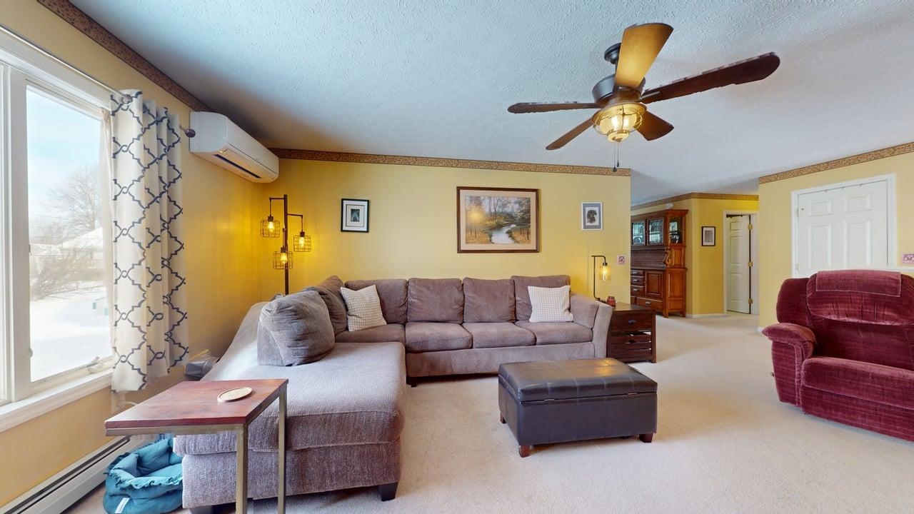 9 Andy Avenue Swanton, VT 05488 - Photo 5 of 56