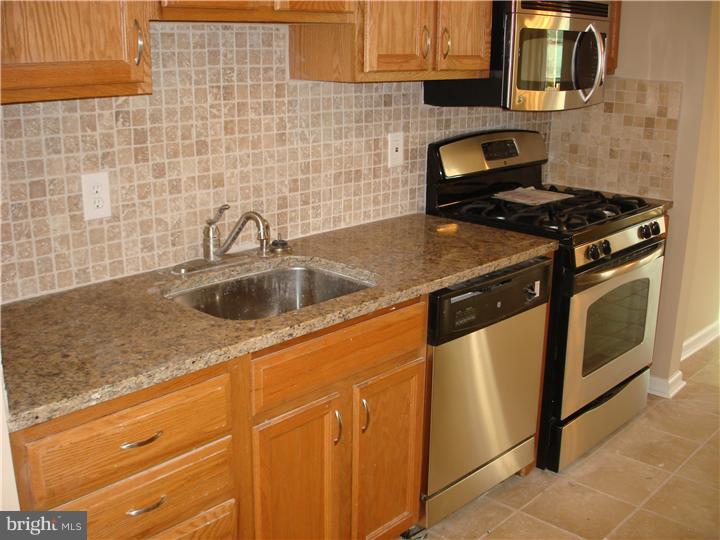 2 Dryden Road New Castle, DE 19720 - Photo 6 of 20 Gallery Image 6