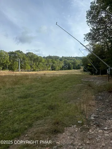 $467,000 | 63 Slalom Way, Tannersville, PA 18372