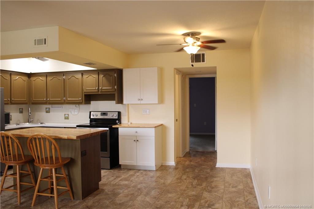 2600 South Kanner Highway, Unit J10 Stuart, FL 34994 - Photo 5 of 23