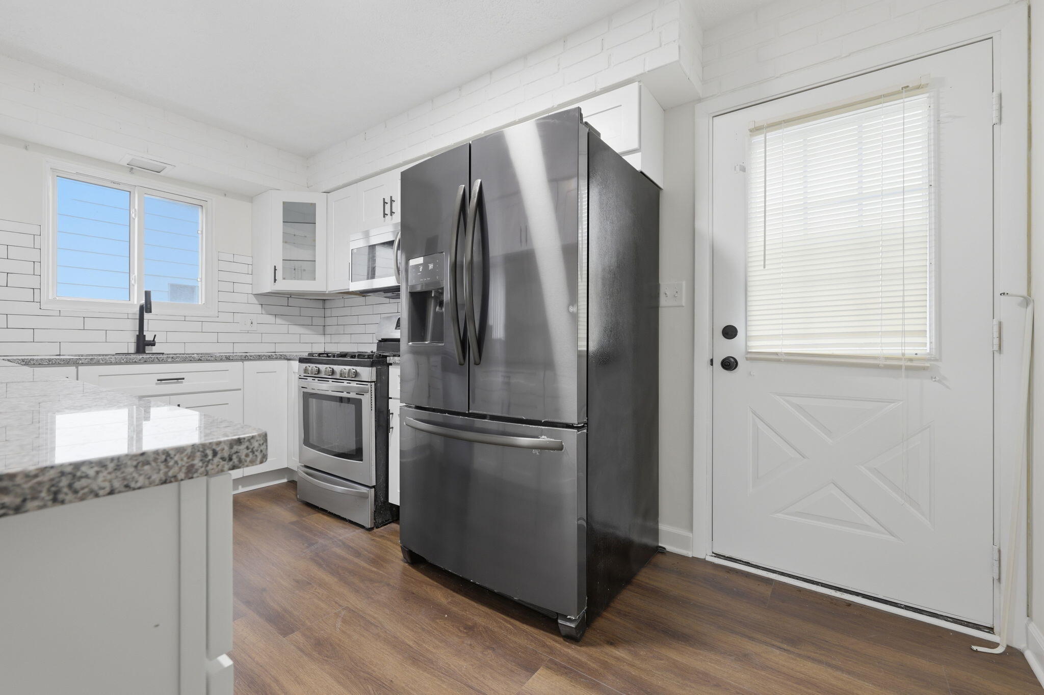 1604 87th Place Kenosha, WI 53143 - Photo 8 of 26 8-web-or-mls-r5__7723 jacek cwik