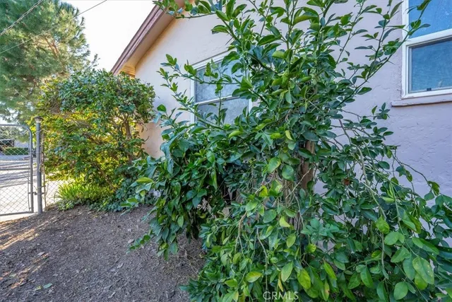 $345,000 | 79 Damon Avenue, Red Bluff, CA 96080