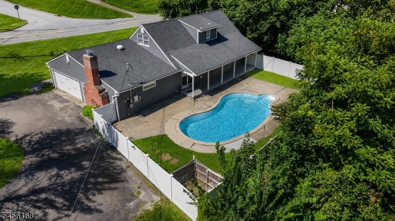 9 Lake Pochung Road Vernon, NJ 07461 - Photo 30 of 33 Gallery Image 30