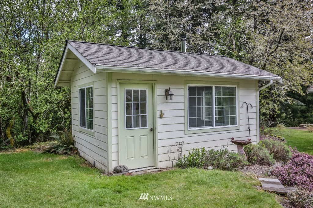 3201 Southwest County Line Road Port Orchard, WA 98367 - Photo 4 of 19 Gallery Image 4
