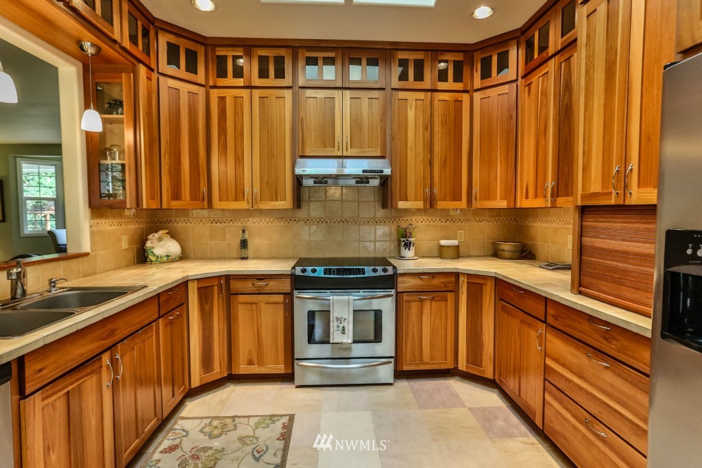 3201 Southwest County Line Road Port Orchard, WA 98367 - Photo 7 of 19 Gallery Image 7
