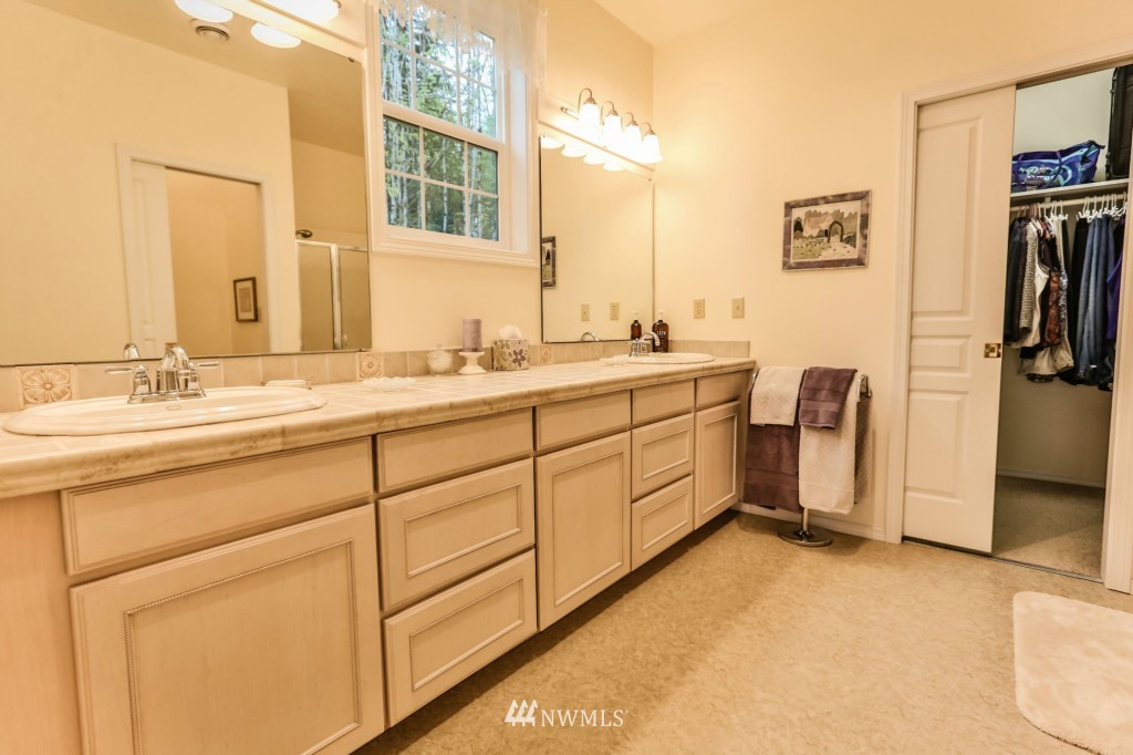 3201 Southwest County Line Road Port Orchard, WA 98367 - Photo 10 of 19 Gallery Image 10
