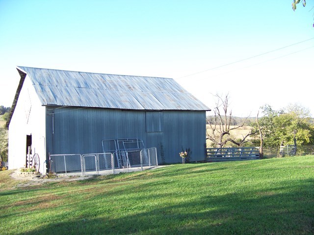 26049 Shiloh Road Centertown, MO 65023 - Photo 14 of 52