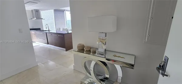 $5,600 | 495 Brickell Avenue, Unit 5310, Miami, FL 33131