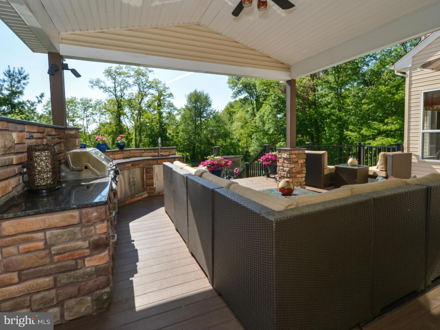 401 Shady Grove Road Yardley, PA 19067 - Photo 5 of 25 Gallery Image 5
