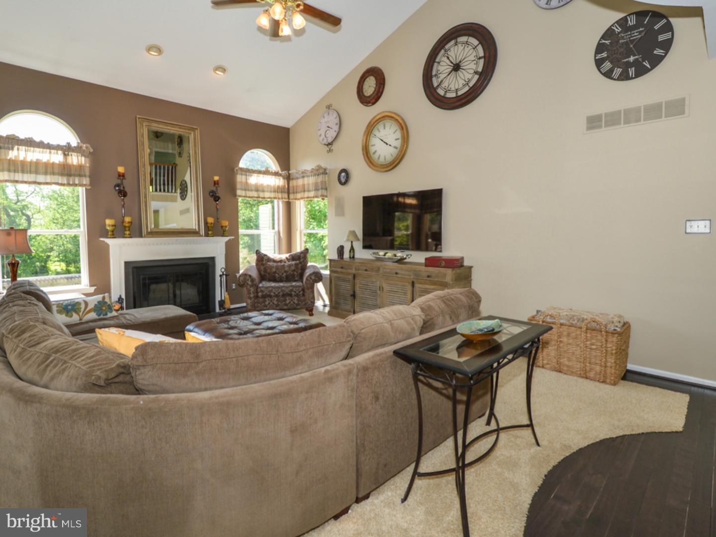 401 Shady Grove Road Yardley, PA 19067 - Photo 7 of 25 Gallery Image 7