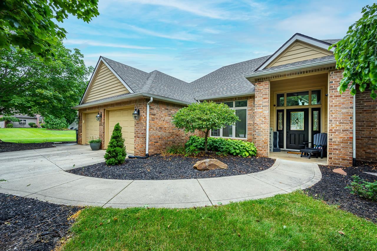 2220 Point Wood Road Fort Wayne, IN 46818 - Photo 3 of 36