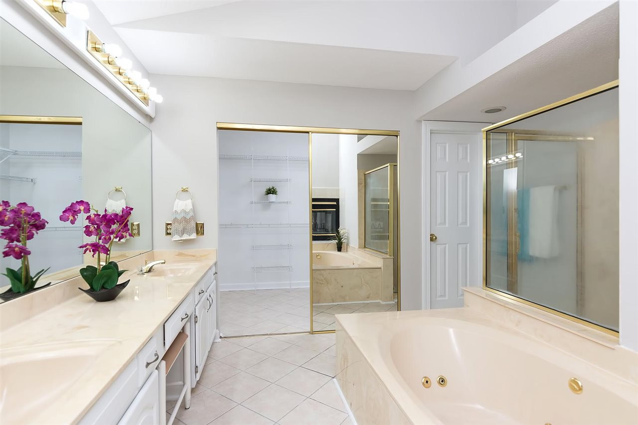 10108 Goodview Court Raleigh, NC 27613 - Photo 13 of 25 Photo 13