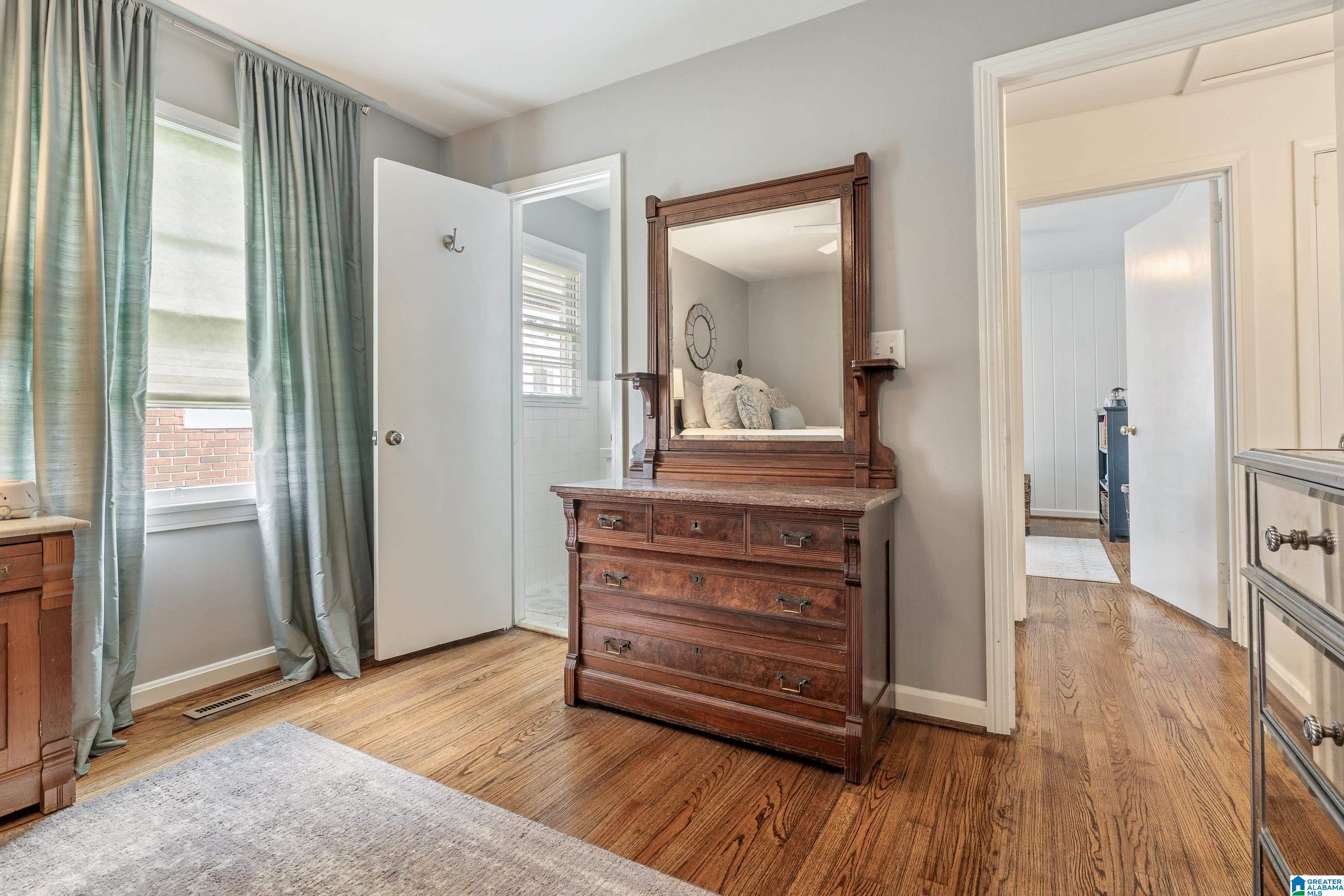 1092 Columbiana Road Birmingham, AL 35209 - Photo 20 of 36