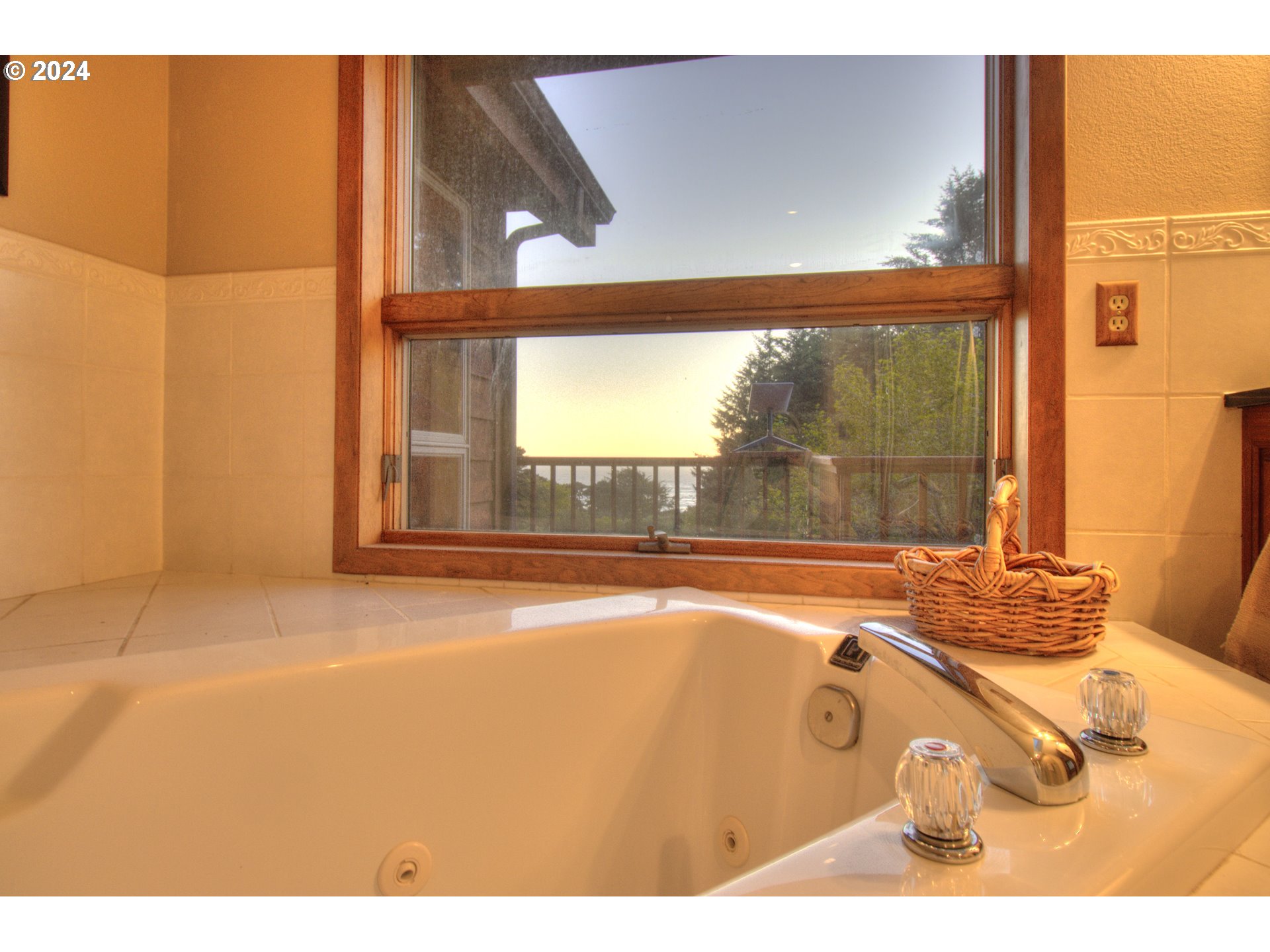 34071 Ophir Road Gold Beach, OR 97444 - Photo 21 of 44 Gallery Image 21