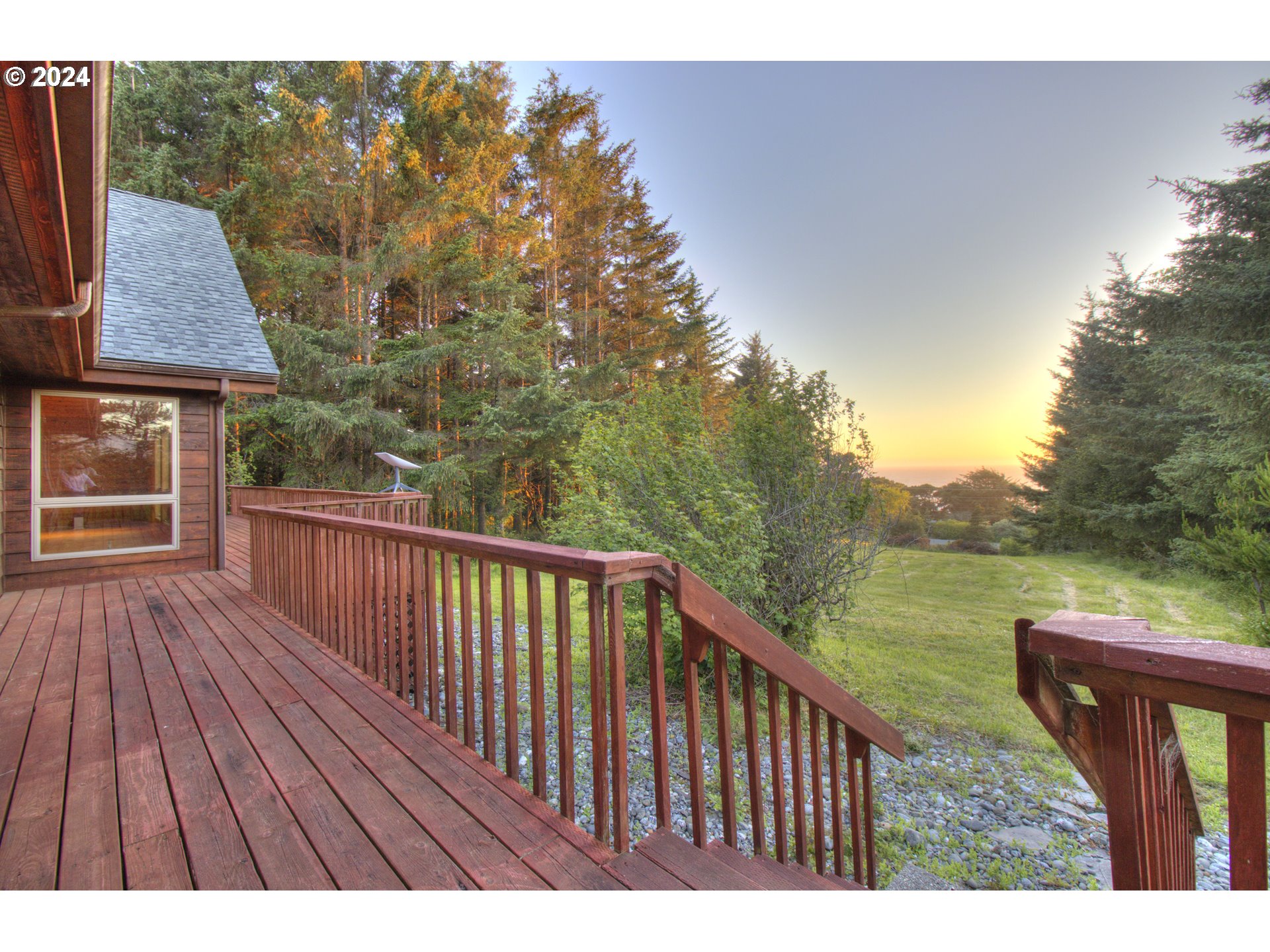 34071 Ophir Road Gold Beach, OR 97444 - Photo 35 of 44 Gallery Image 35