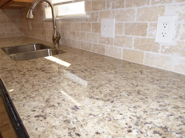 $1,850 | 2911 Mariner Drive, League City, TX 77573